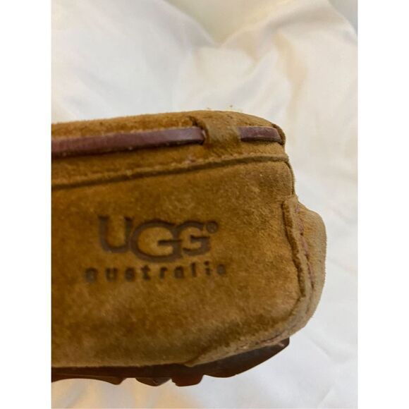 Ugg driving moccasins slippers Womens size 7 ? - Picture 2 of 5